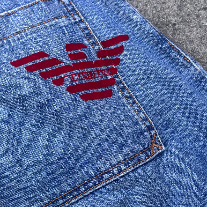 Detailansicht: Sourced limited accessories and clothes Armani Jeans vintage straight leg denim – Logo, Nähte oder Material