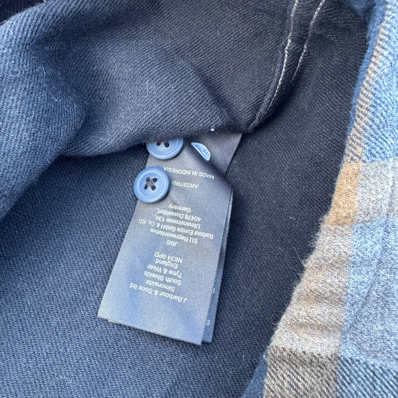 Detailansicht: Sourced limited accessories and clothes Barbour grey checkered light jacket – Logo, Nähte oder Material