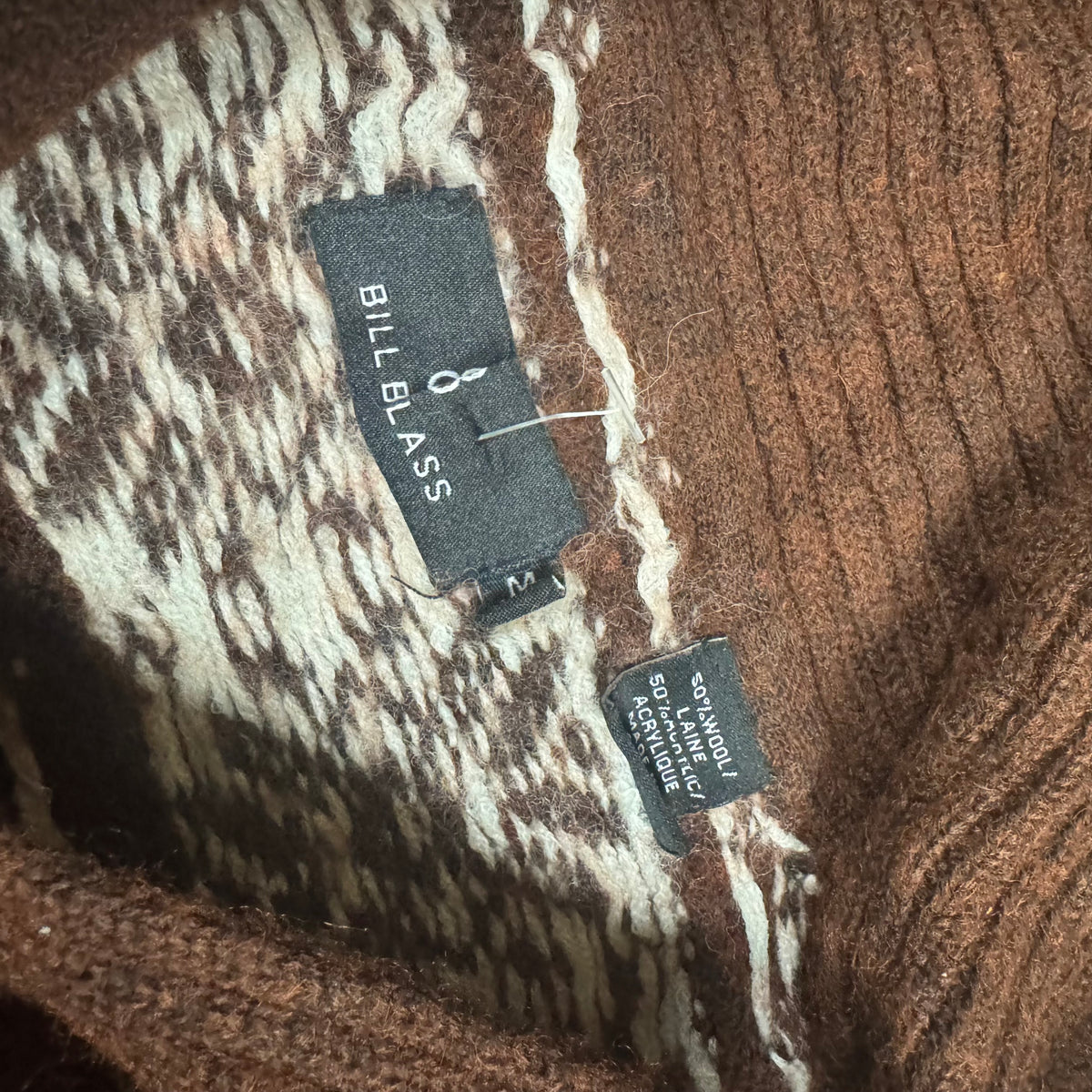 Bill Blass vintage knitted sweatshirt – Close-up 1