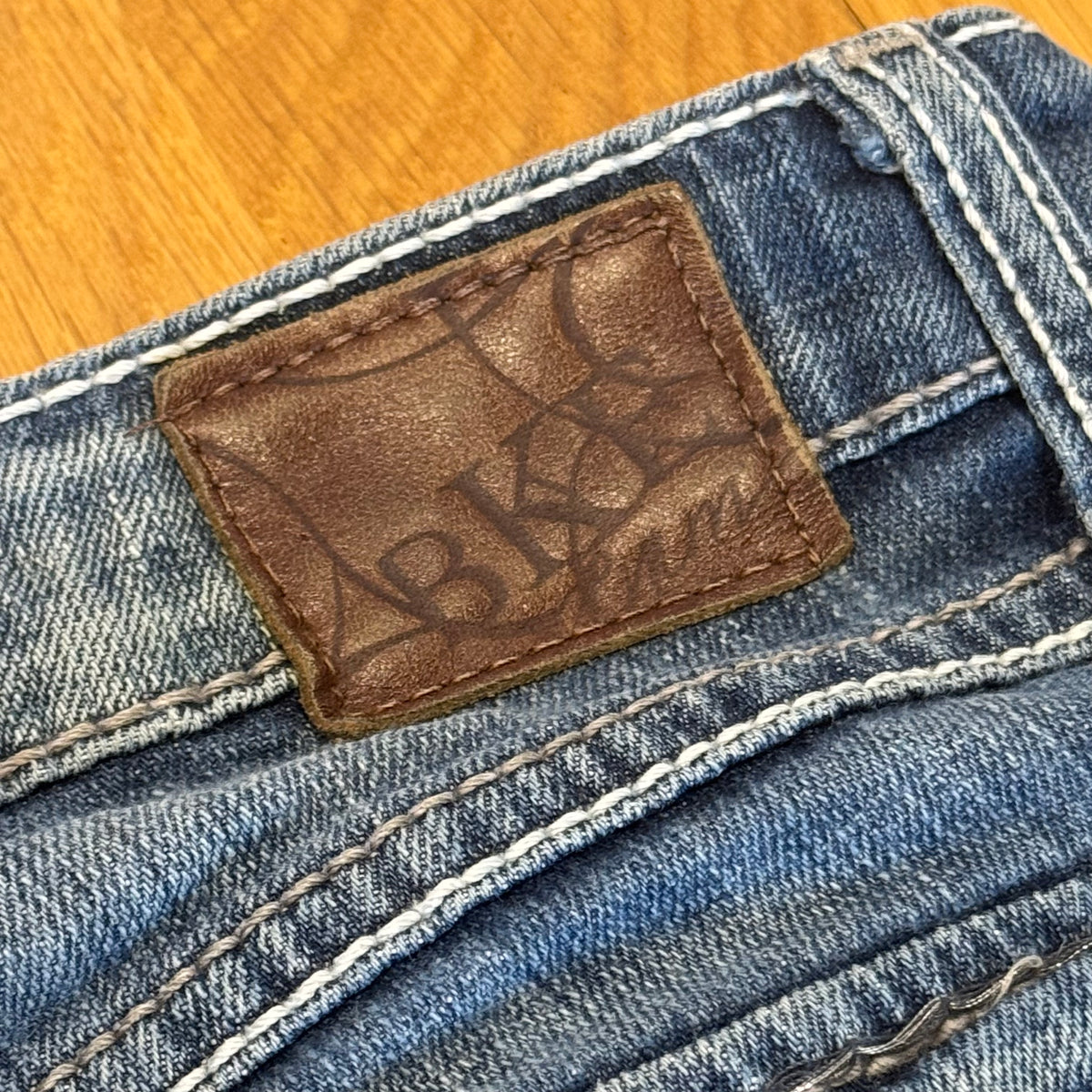 BKE Denim stella boot y2k stonewashed jeans – Close-up 3