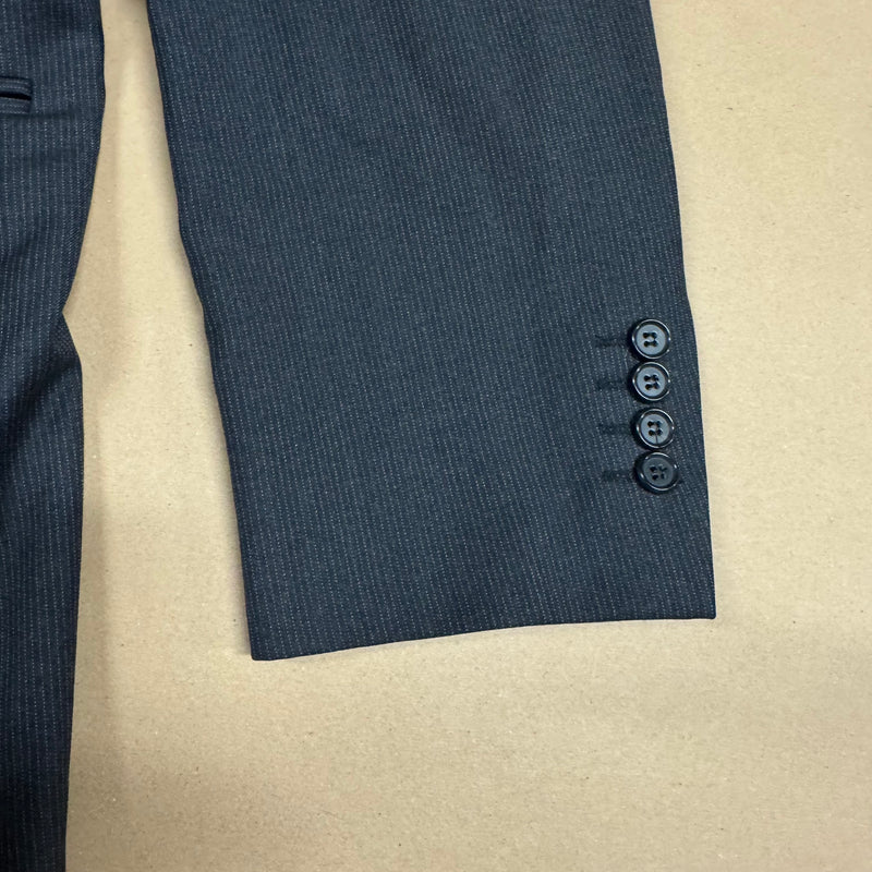 Detailansicht: Sourced limited accessories and clothes Burberry London classic blazer – Logo, Nähte oder Material