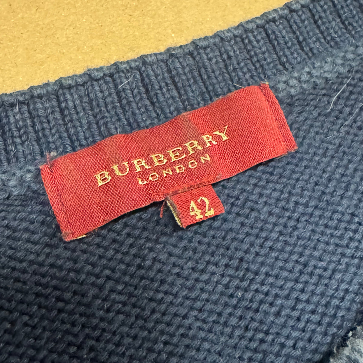 Burberry London knitted vintage sweatshirt – Close-up 3