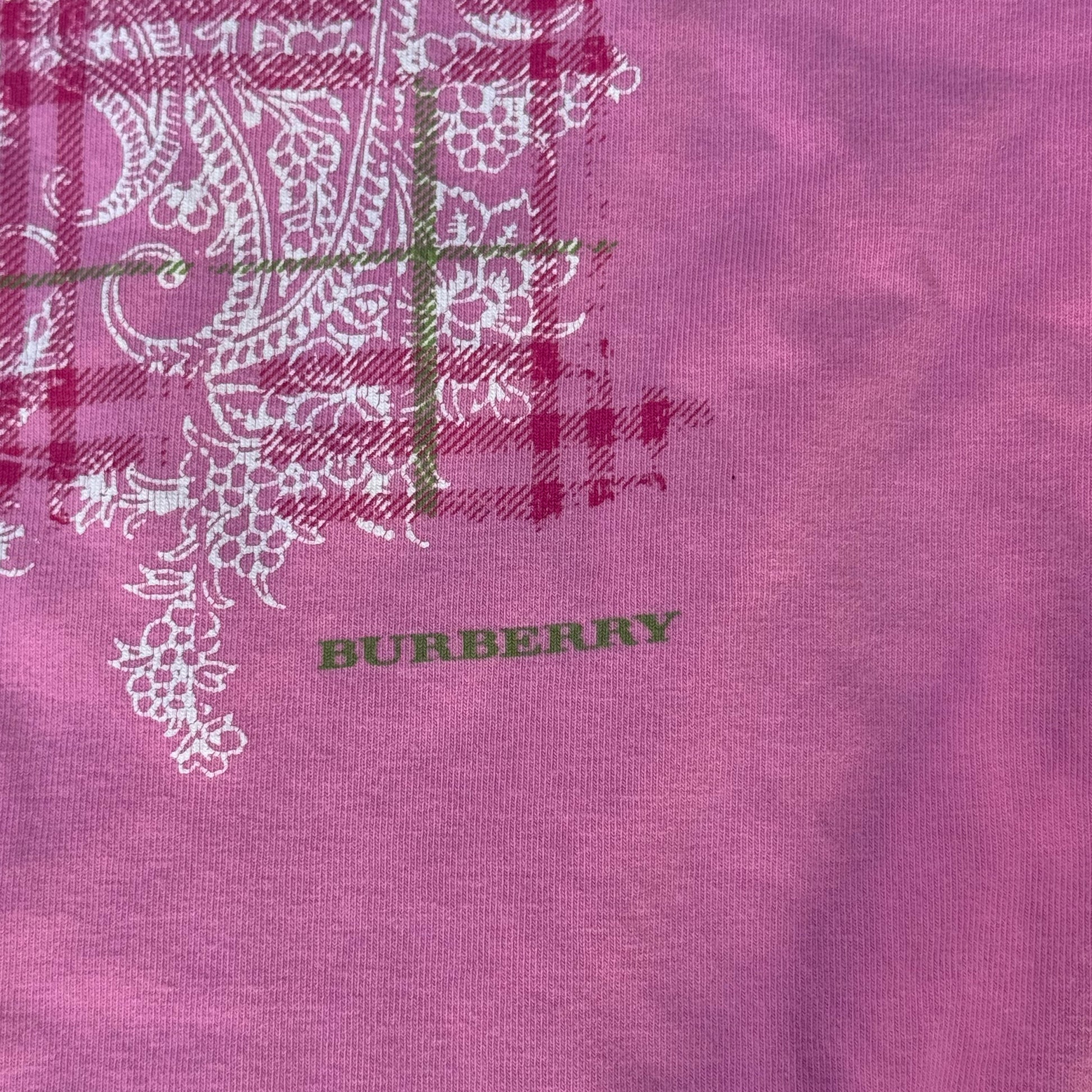 Burberry London pink graphic womens t-shirt – Close-up 3
