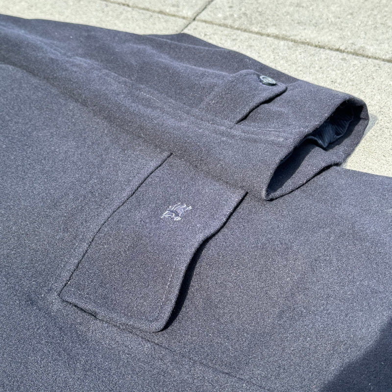 Detailansicht: Sourced limited accessories and clothes Burberry London vintage coat – Logo, Nähte oder Material