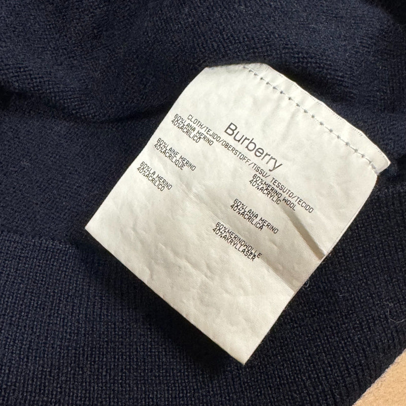 Detailansicht: Sourced limited accessories and clothes Burberry London vintage merino wool sweatshirt – Logo, Nähte oder Material