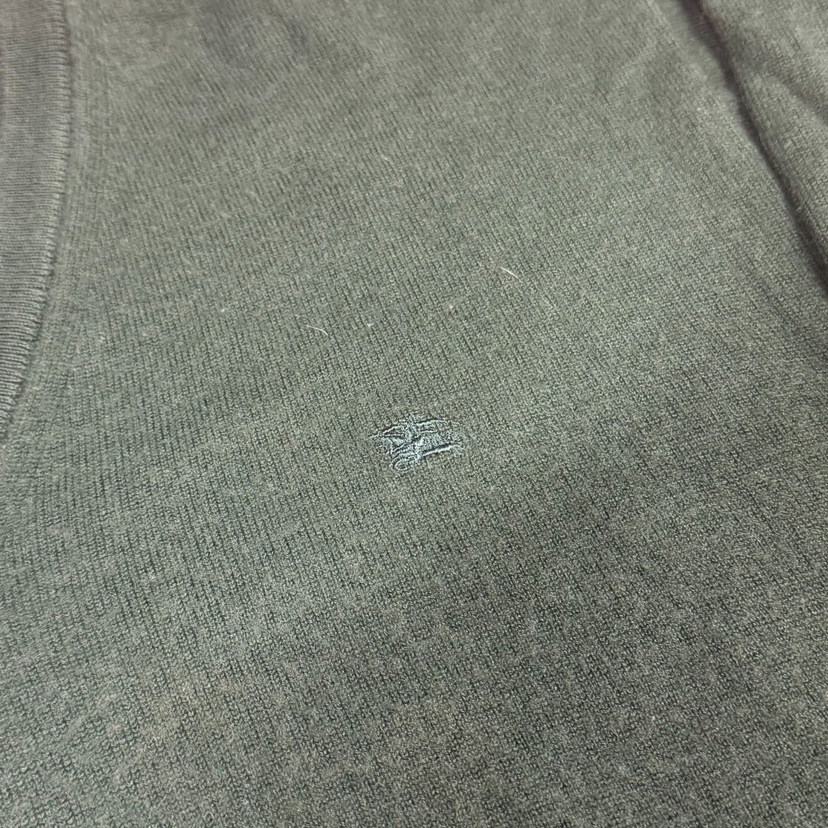 Burberry's of London green vintage wool sweatshirt – Close-up 2