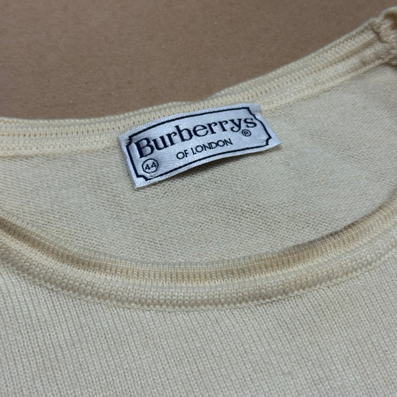 Detailansicht: Sourced limited accessories and clothes Burberry’s cream color women’s wool sweater – Logo, Nähte oder Material