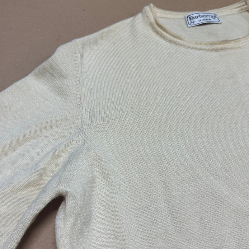 Detailansicht: Sourced limited accessories and clothes Burberry’s cream color women’s wool sweater – Logo, Nähte oder Material