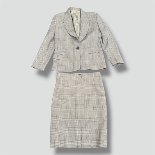 Burberry’s of London women blazer set