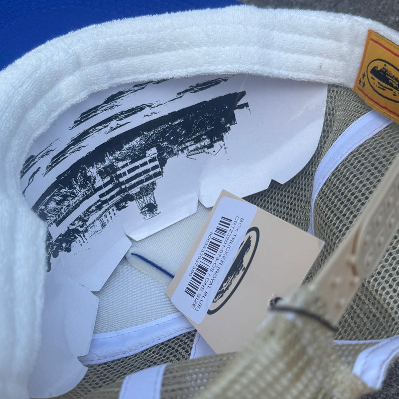 Detailansicht: Sourced limited accessories and clothes Corteiz C RTW blue cap – Logo, Nähte oder Material