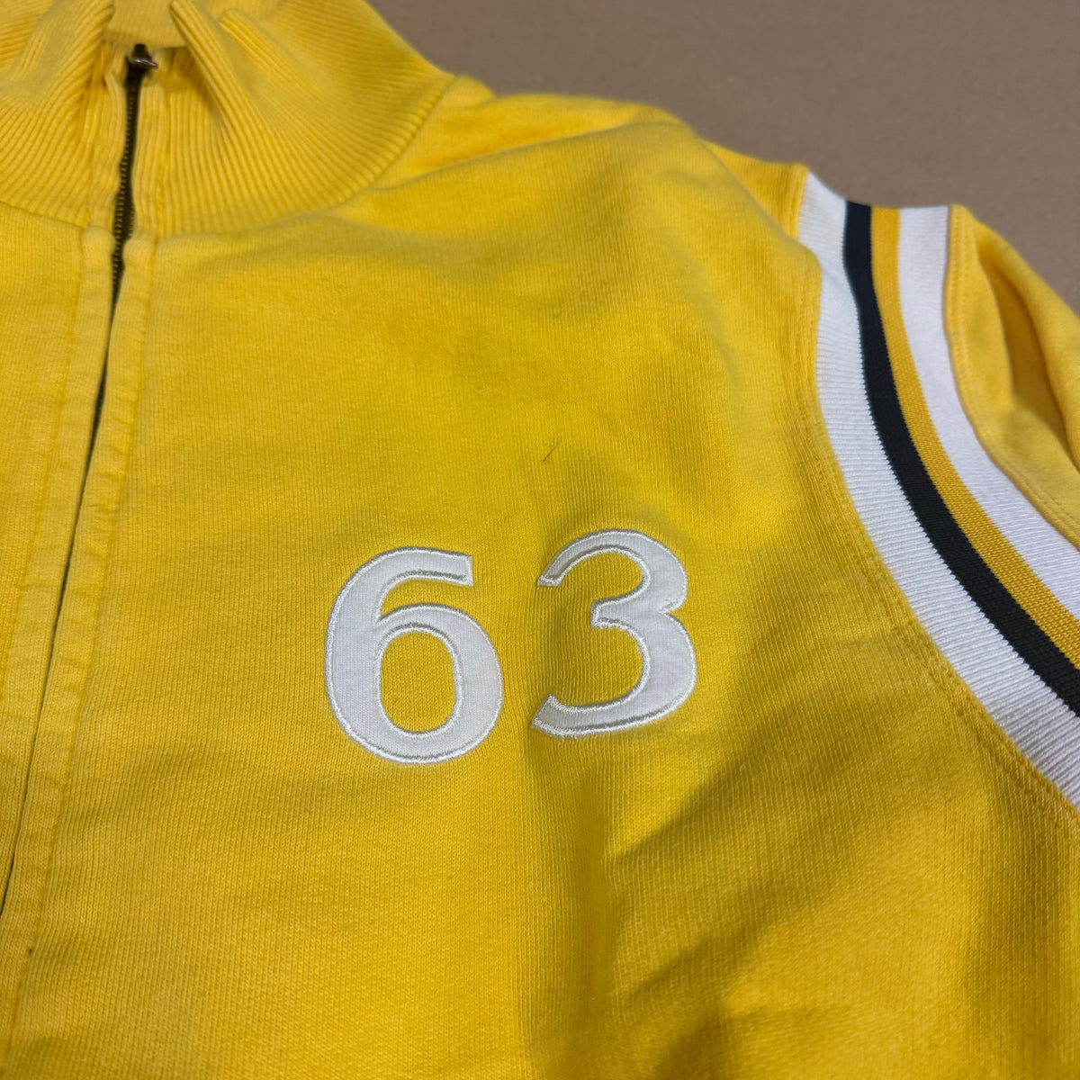 Cuba 63 streetwear zip-up jacket from Gaudi – Close-up 3