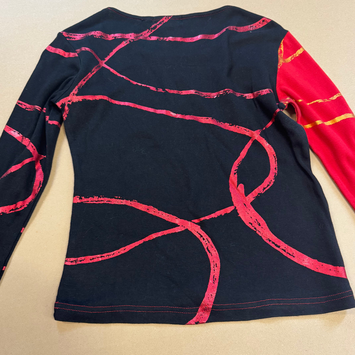 Custo Barcelona beautiful Y2K vintage longsleeve – Close-up 4