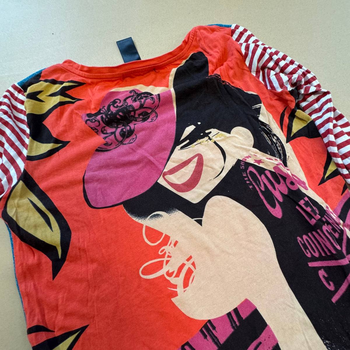 Custo Barcelona vintage graphic longsleeve – Close-up 4