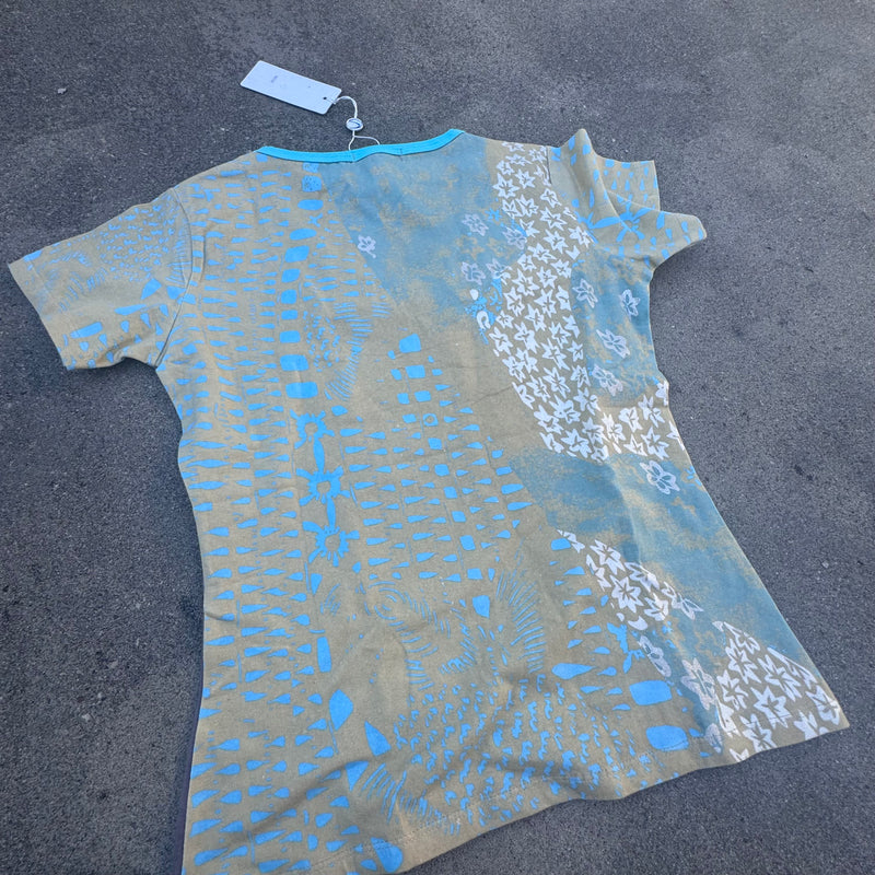 Detailansicht: Sourced limited accessories and clothes Custo Barcelona Y2K graphic summer T-shirt – Logo, Nähte oder Material