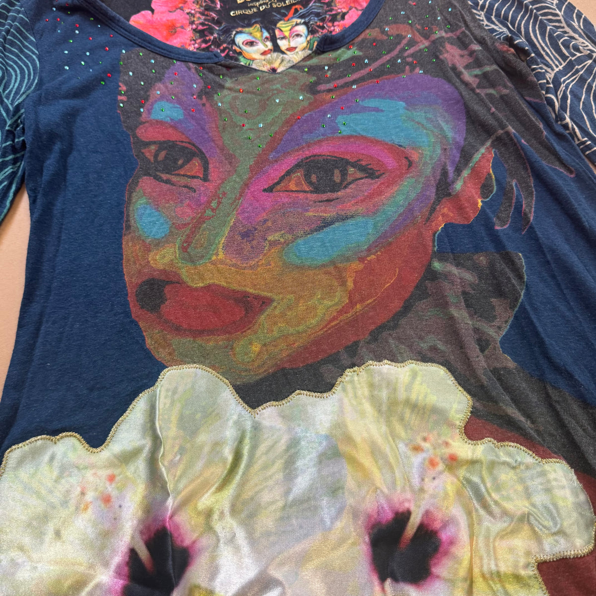 Desigual "Cirque du Soleil" vintage long sleeve – Close-up 2