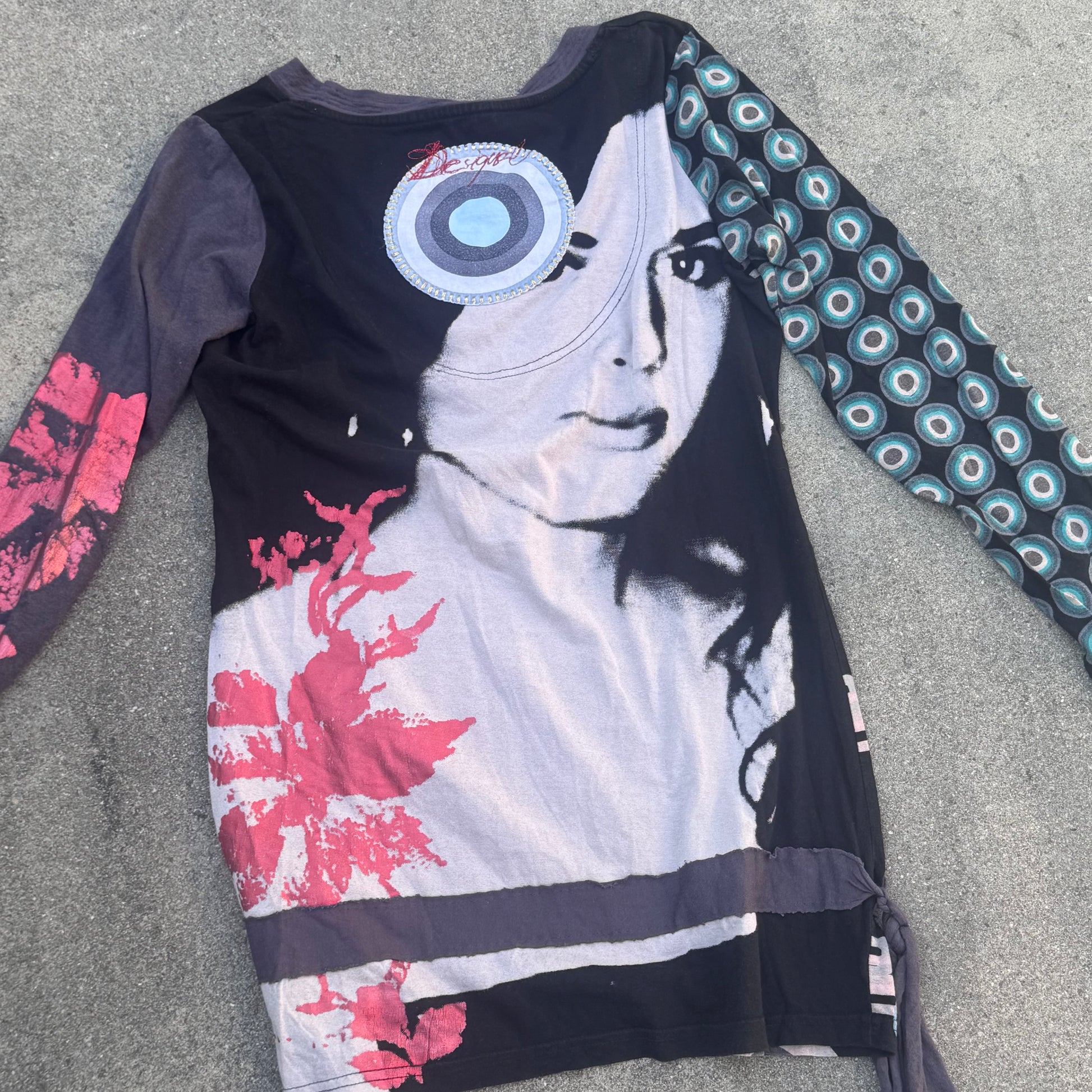 Desigual vintage graphic loose long sleeve – Close-up 3