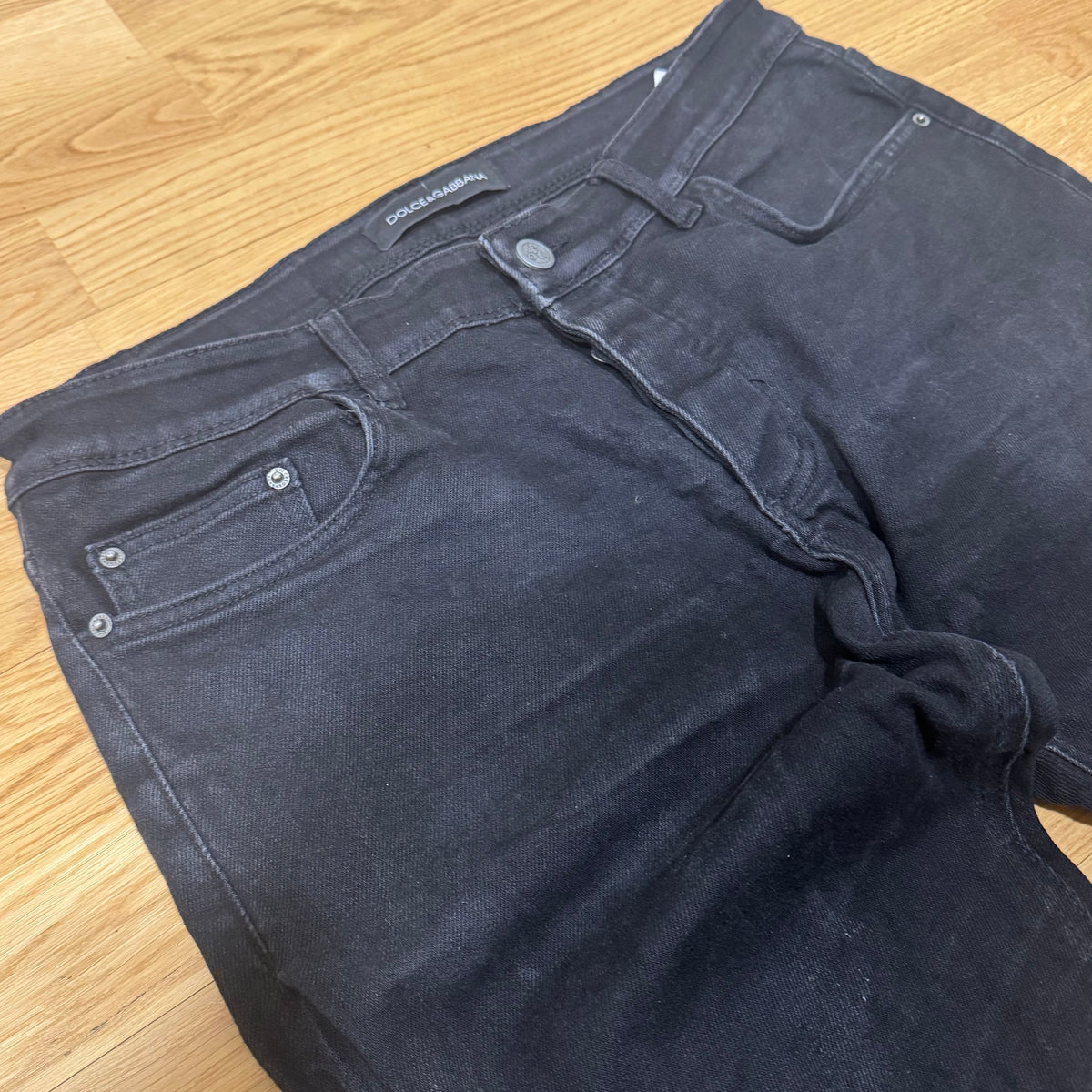 Dolce & Gabbana black classic denim jeans – Close-up 3