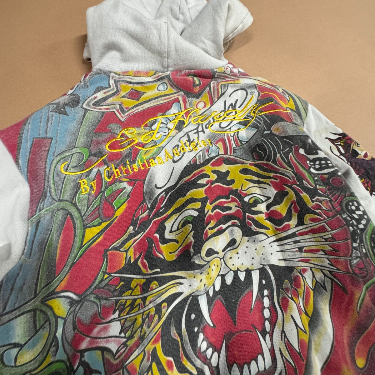 Ed Hardy vintage graphic fur zip-up jacket – Close-up 6