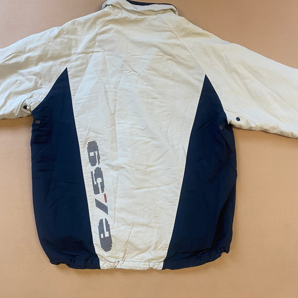 Ellesse jacket – Close-up 2