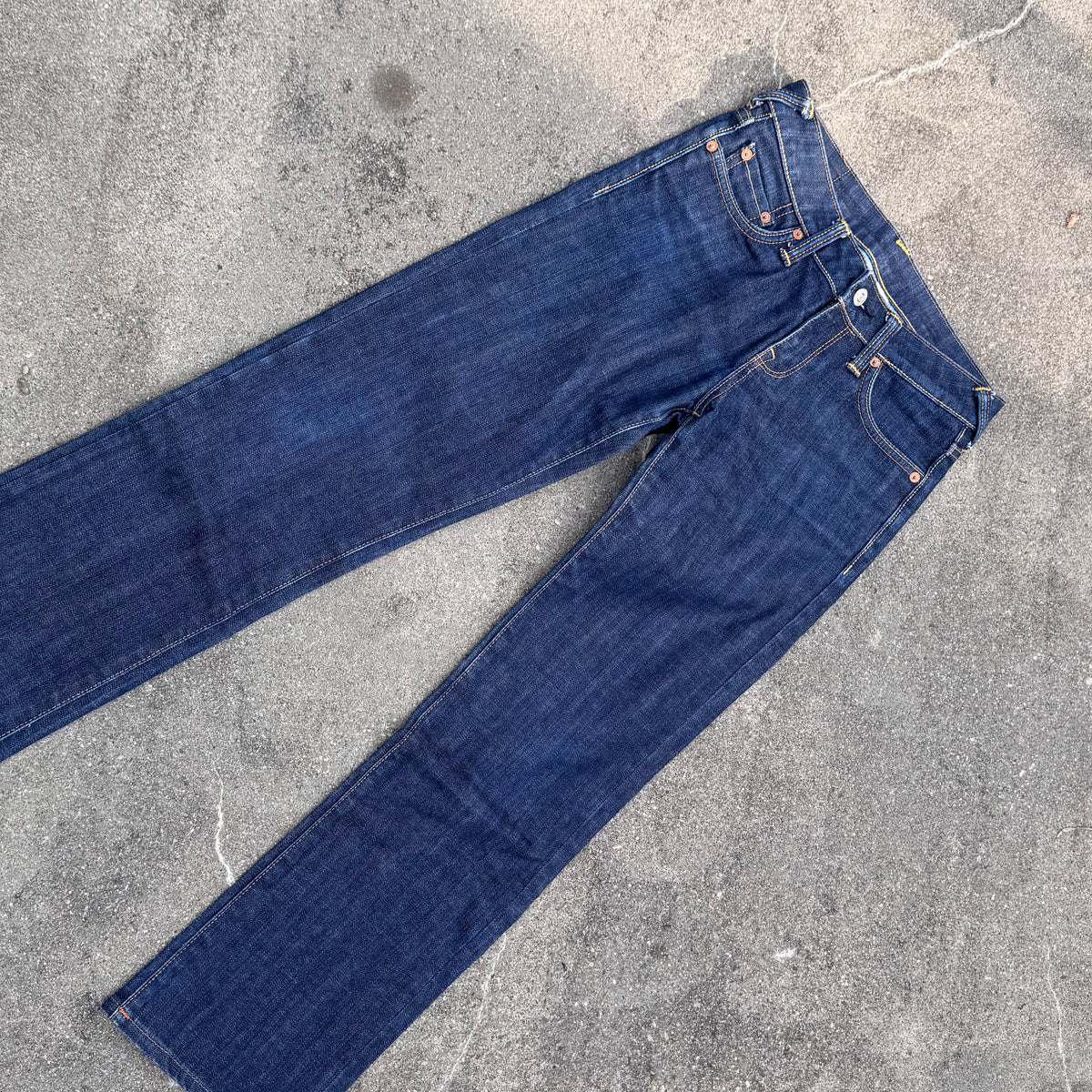 Evisu Heritage vintage straight leg jeans – Close-up 3