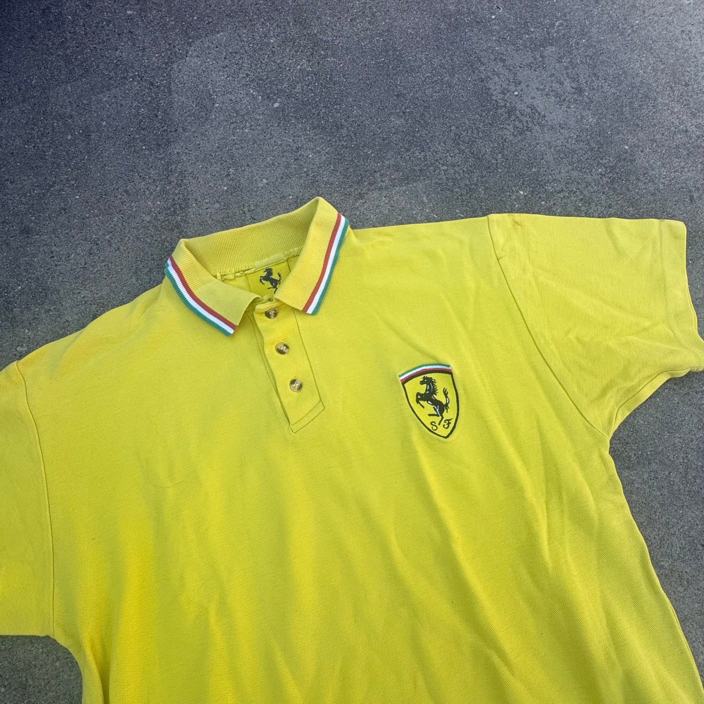 Ferrari streetwear 00s yellow polo shirt – Close-up 1