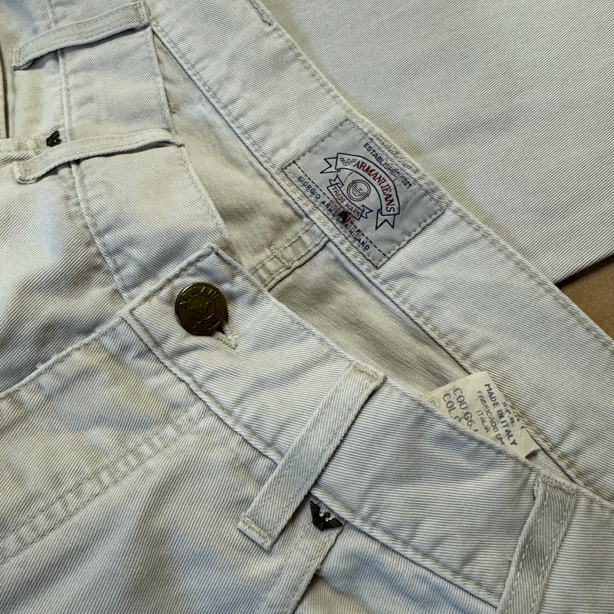 Giorgio Armani Trademark vintage pants – Close-up 3