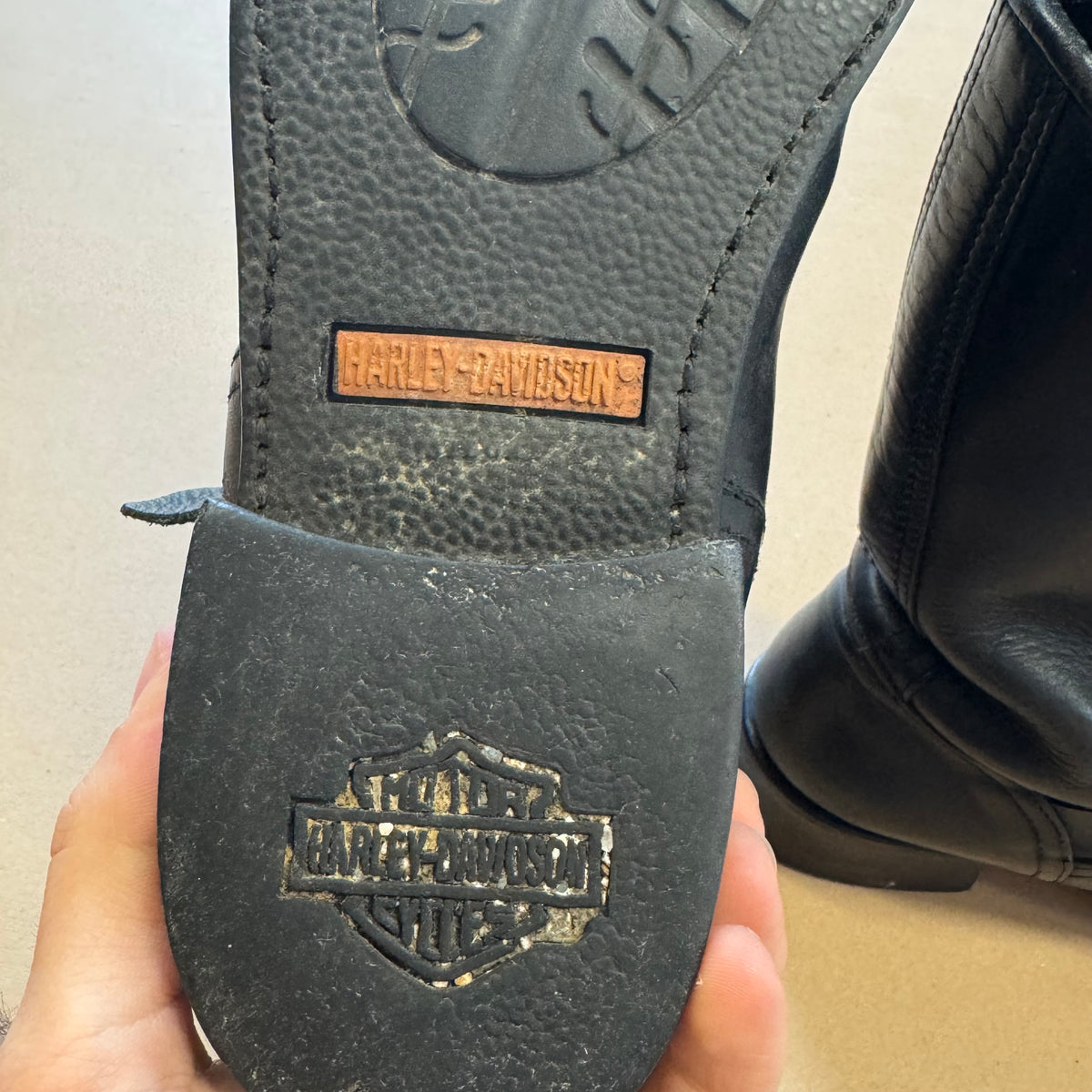 Harley Davidson beautiful leather boots – Close-up 6