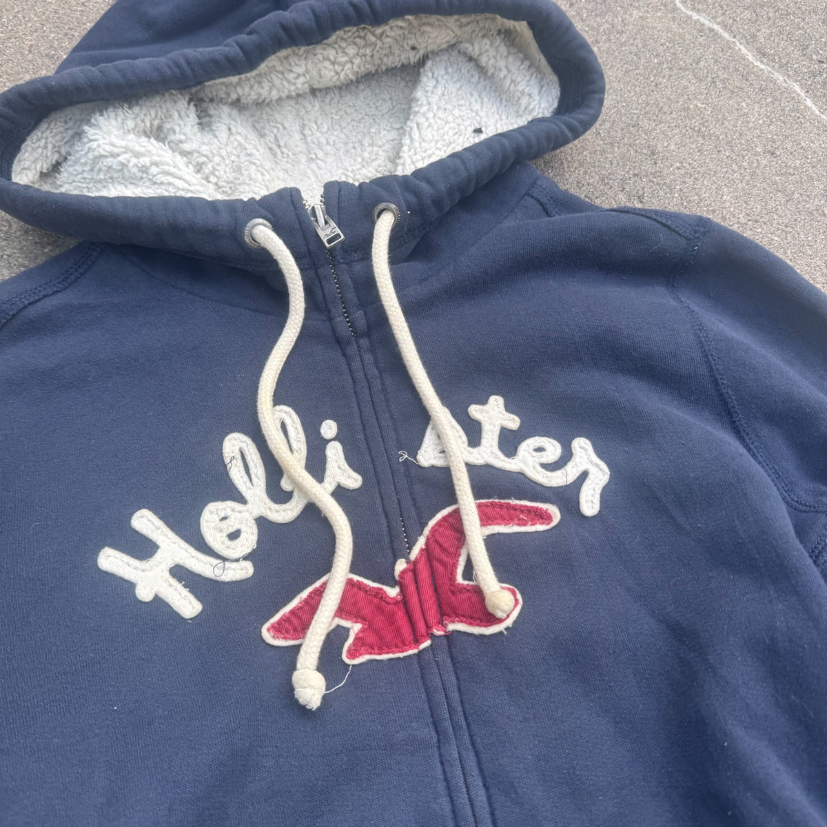Hollister Y2K fluffy retro zip hoodie – Close-up 1