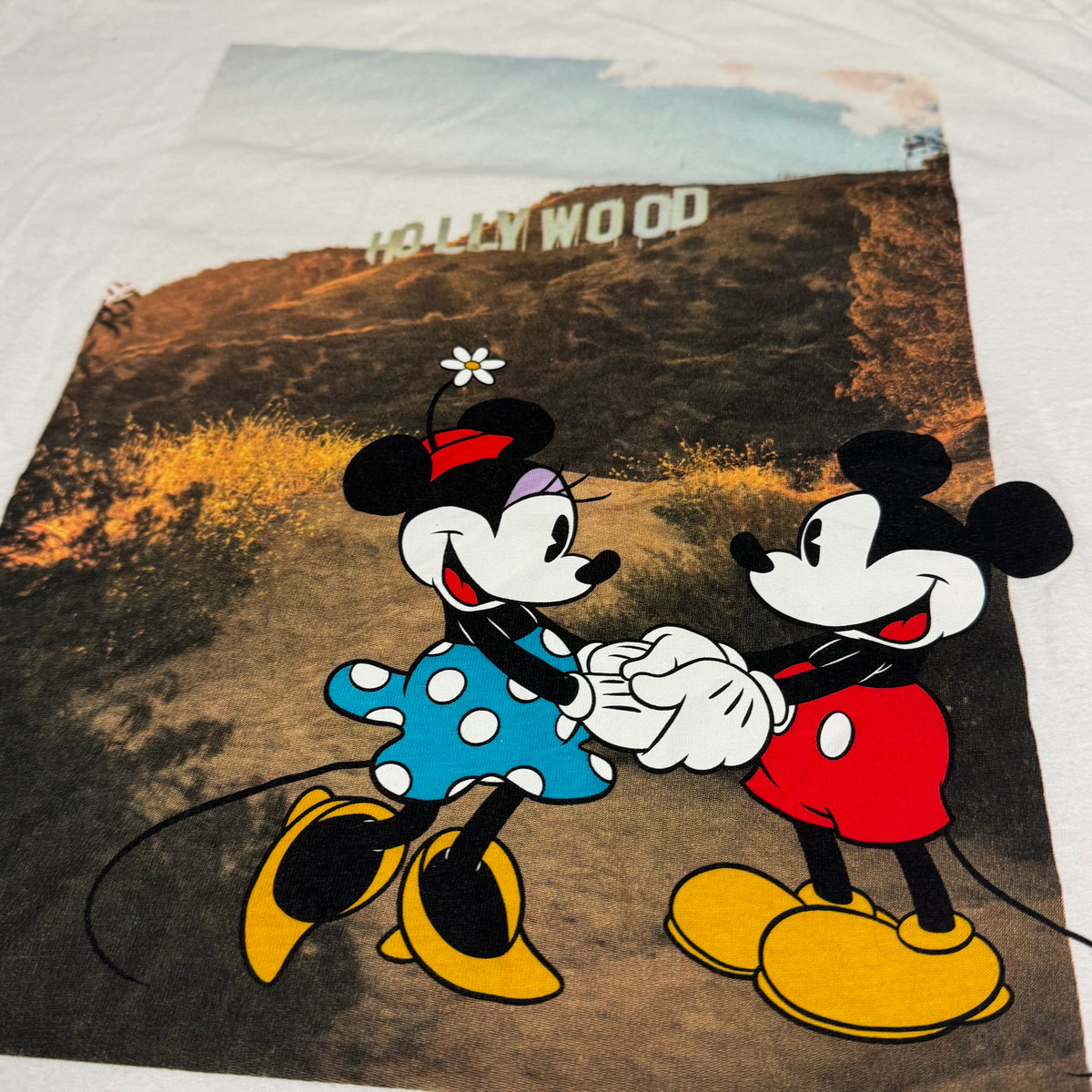 Hollywood Mickey Mouse vintage printed t-shirt – Close-up 1