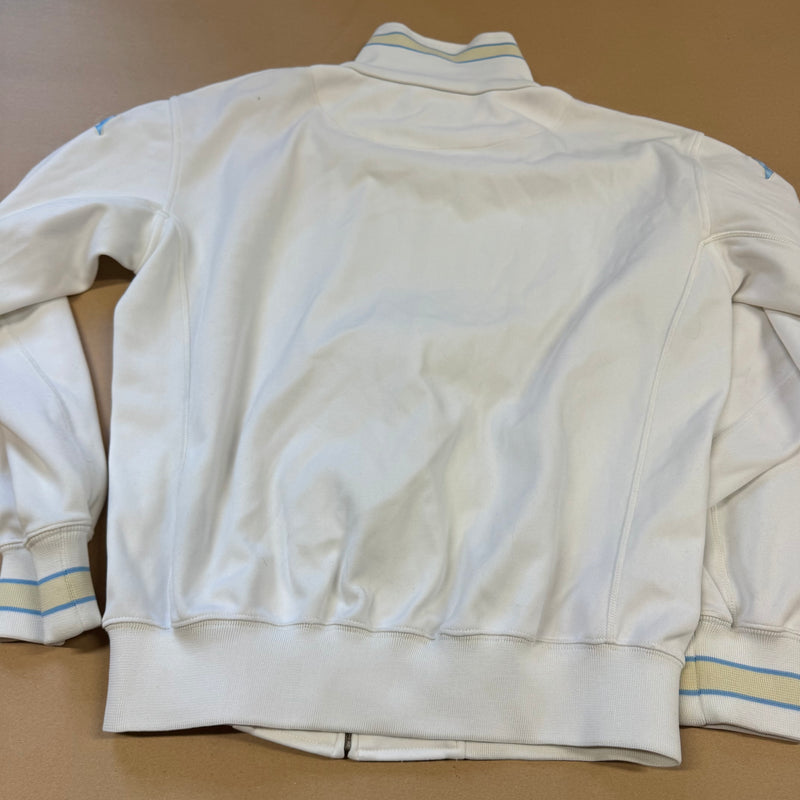 Detailansicht: Sourced limited accessories and clothes Kappa Italia white streetwear track jacket – Logo, Nähte oder Material