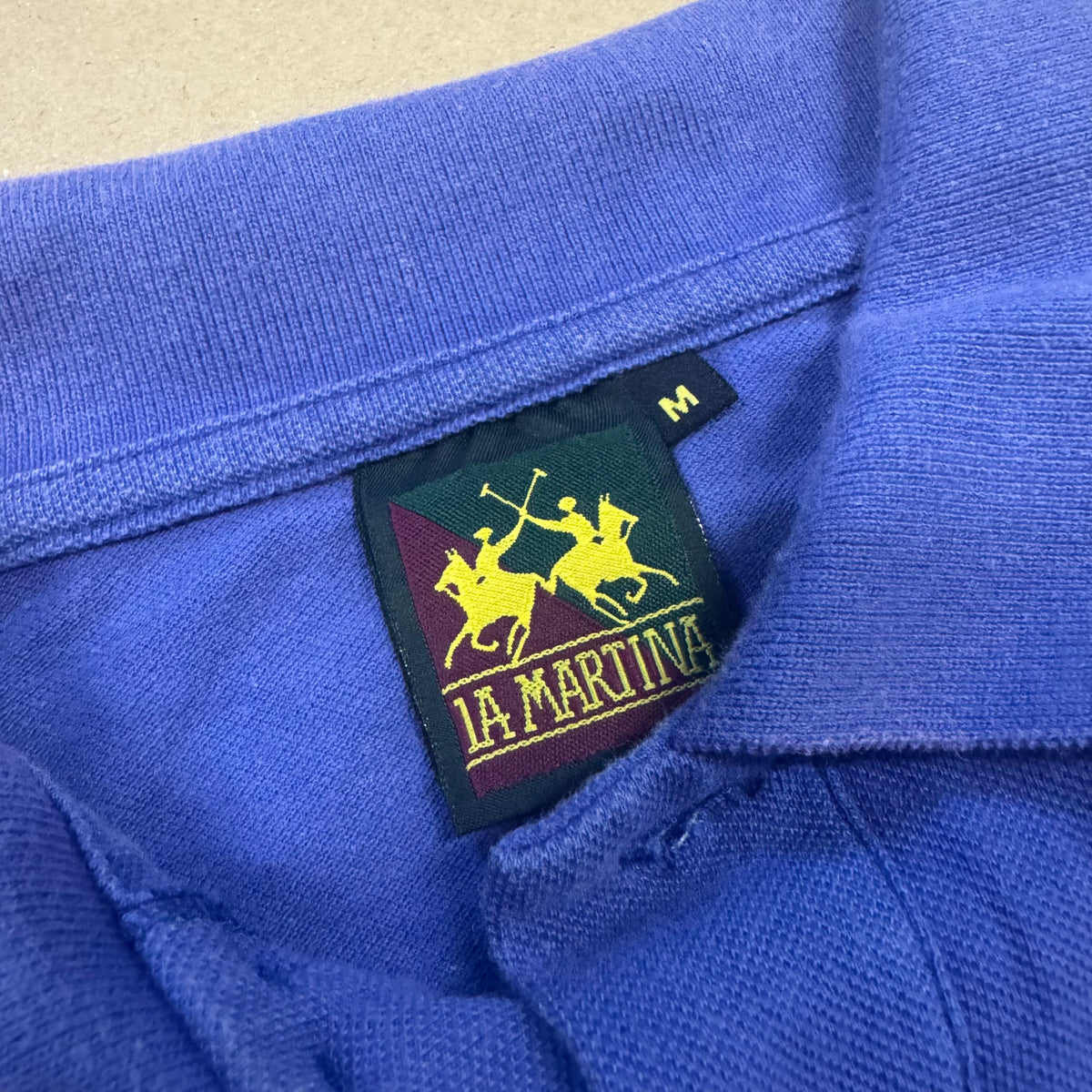 La Martina Ferrari 2011 purple polo shirt – Close-up 3
