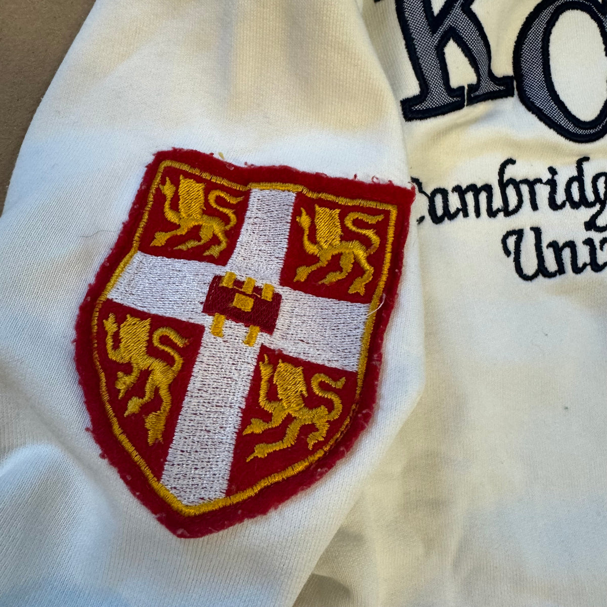 La Martina KCC Cambridge University zip-up – Close-up 3