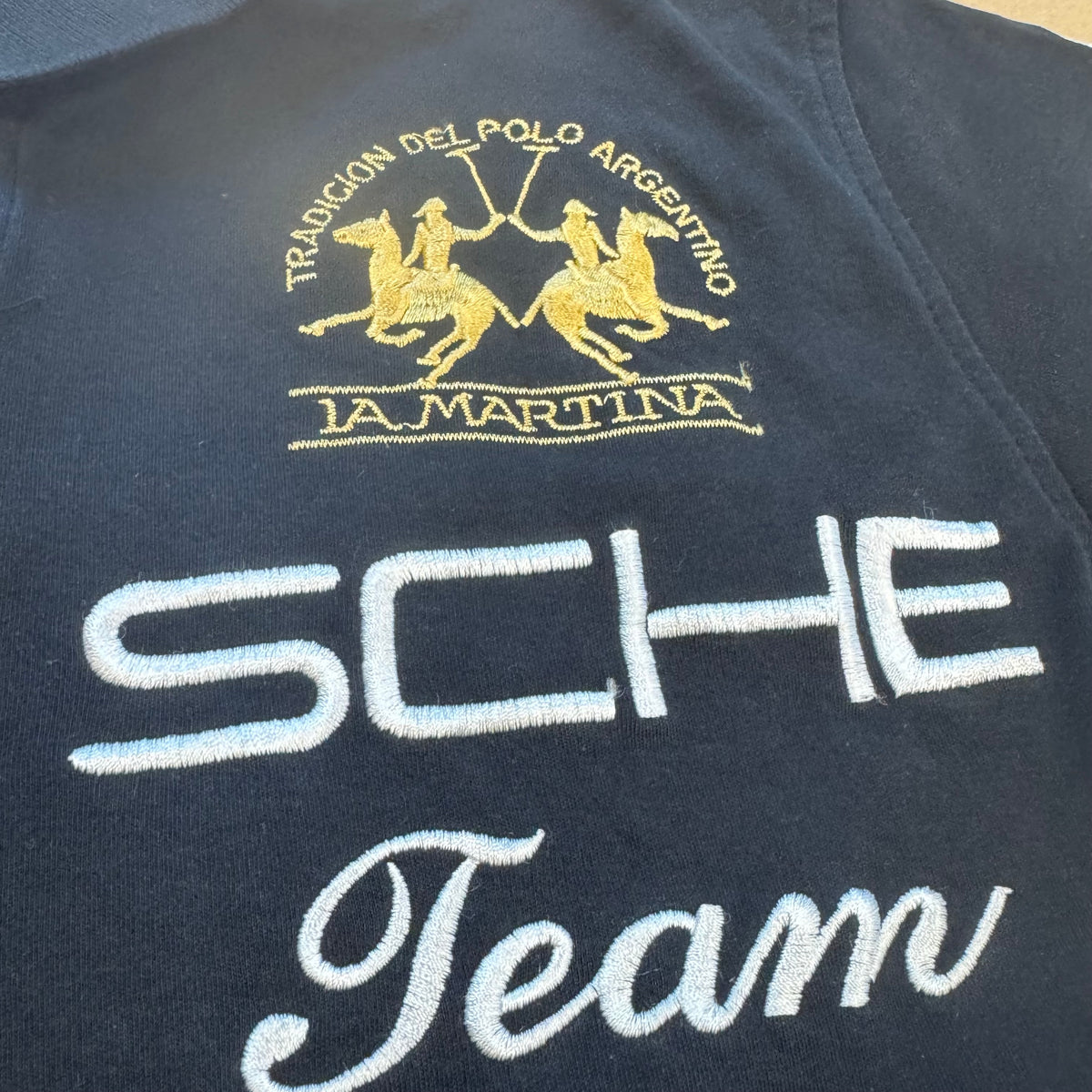 La Martina Porsche 2010 Poloshirt – Close-up 2