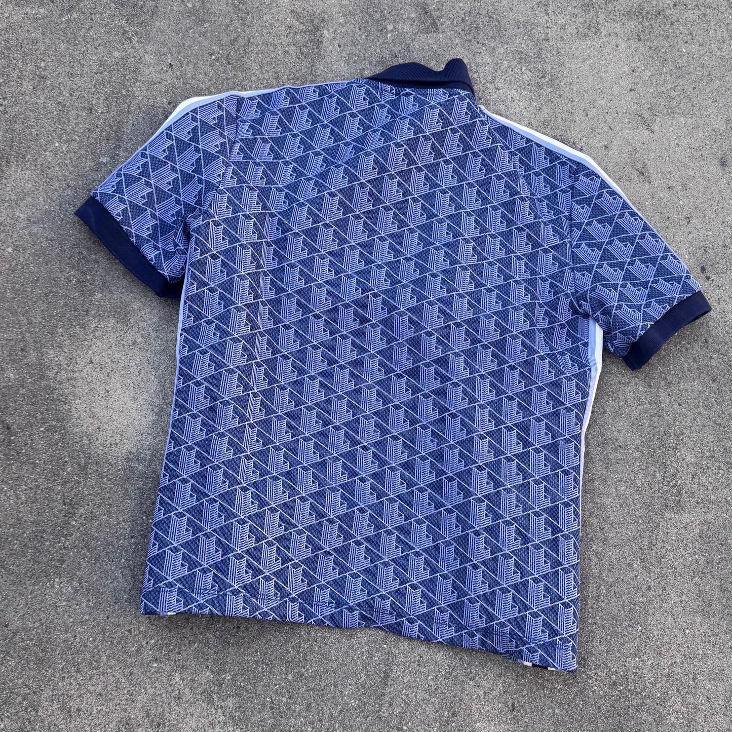 Lacoste Calluna Monogram blue polo shirt – Close-up 3