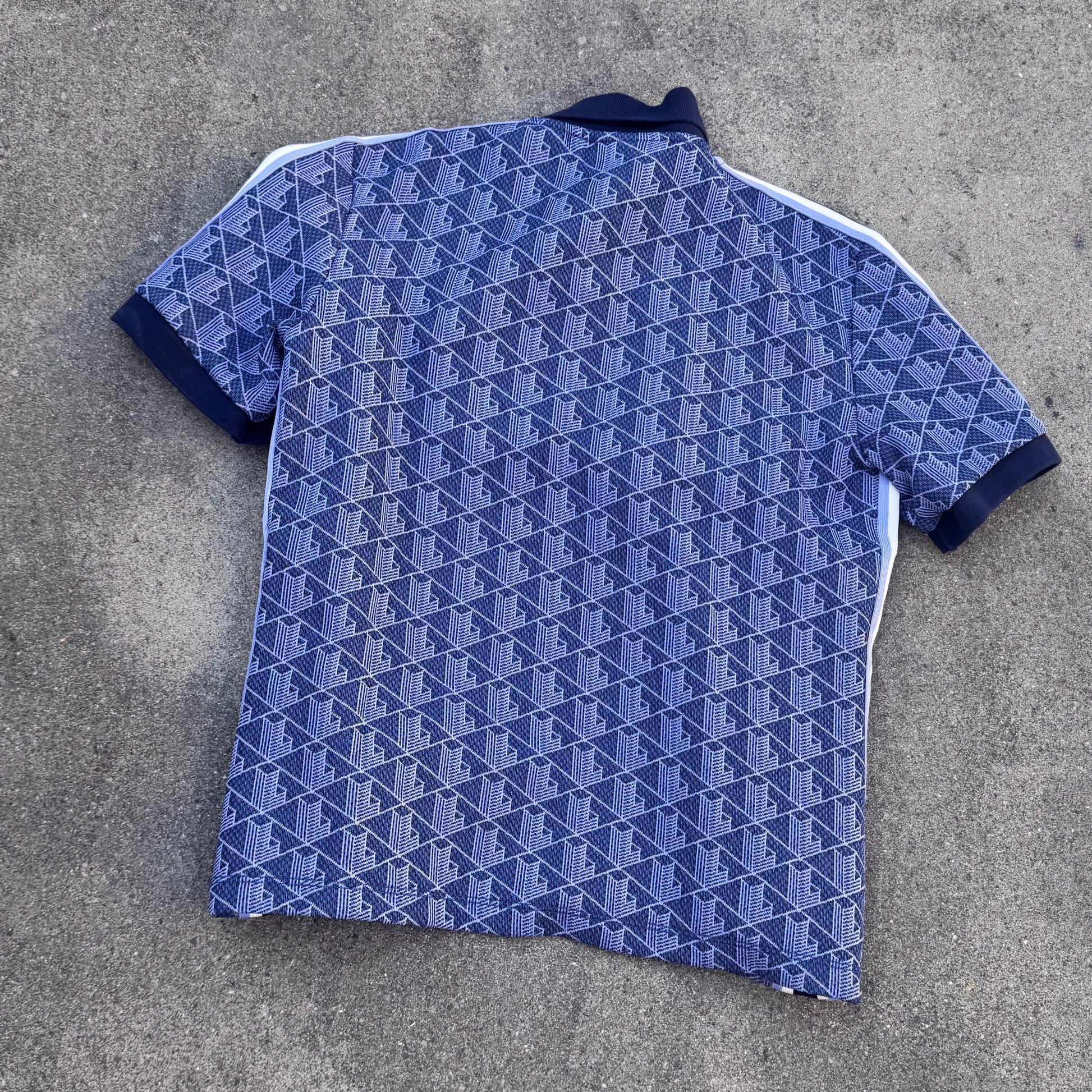 Lacoste Calluna Monogram blue polo shirt – Close-up 3