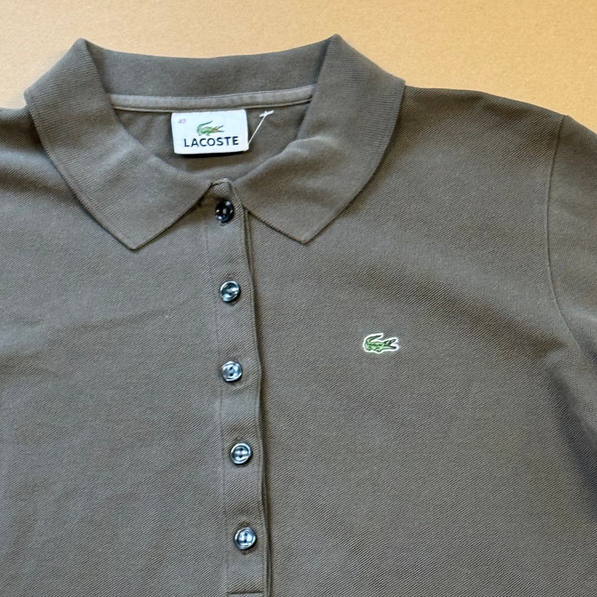 Lacoste longsleeve – Close-up 1