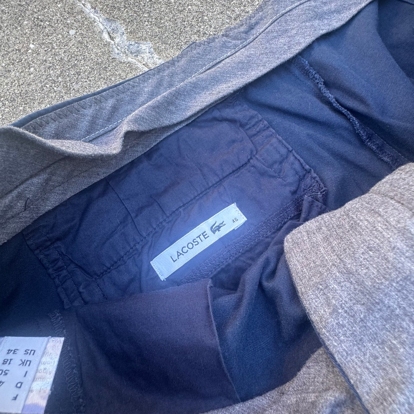 Lacoste retro casual blue chinos – Close-up 3