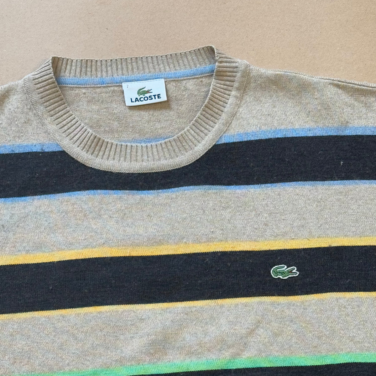 Lacoste striped vintage sweatshirt – Close-up 1