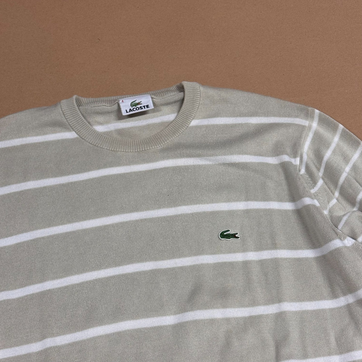 Lacoste vintage beige striped sweatshirt – Close-up 1