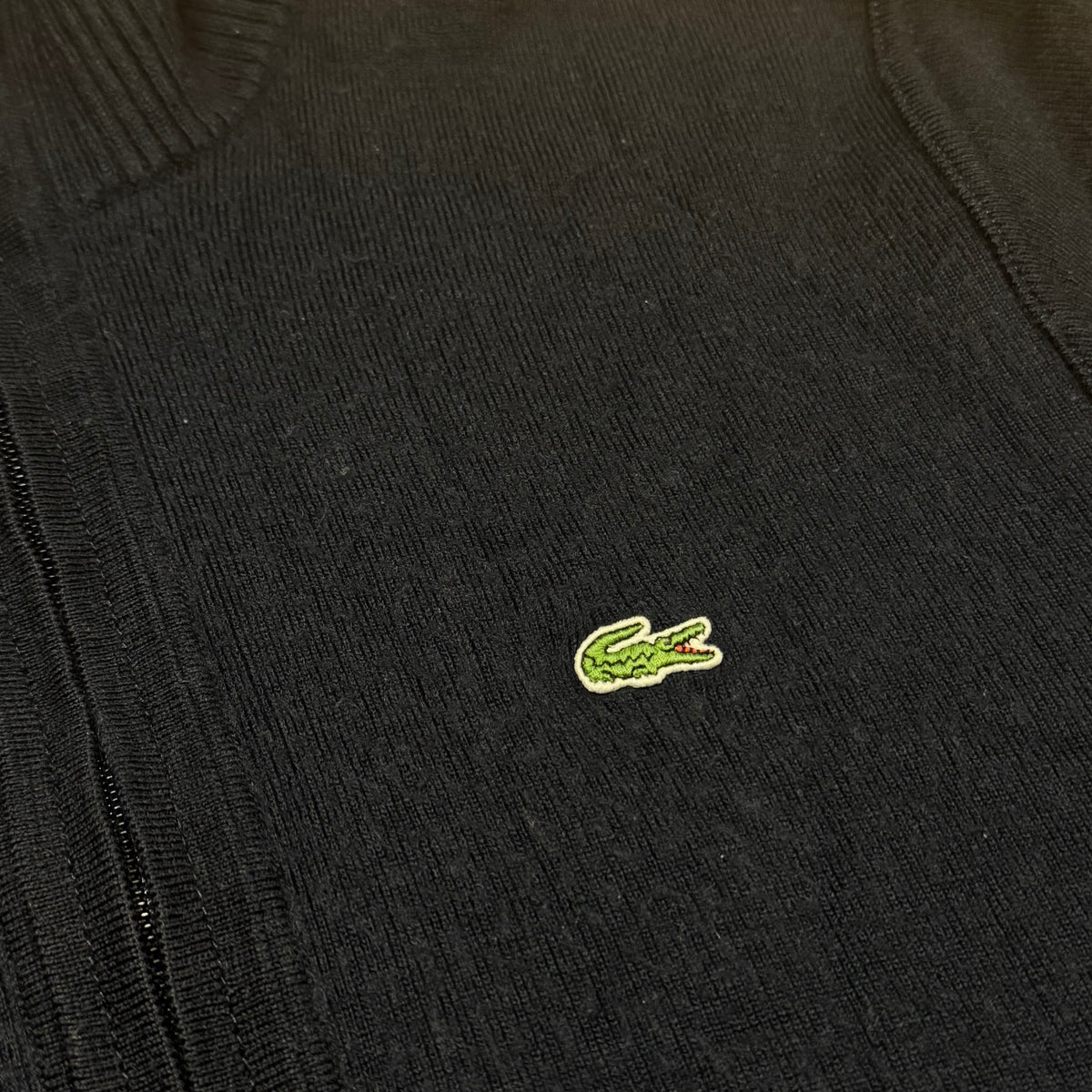 Lacoste vintage blue wool zip-up – Close-up 1