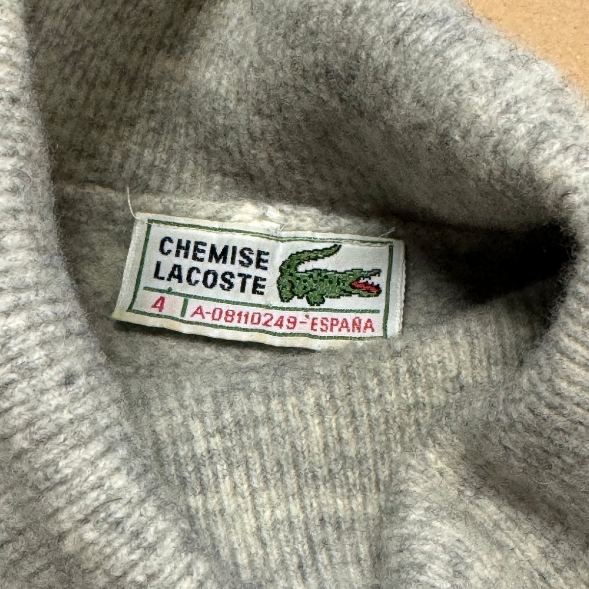 Lacoste vintage grey turtleneck lambswool sweater – Close-up 2