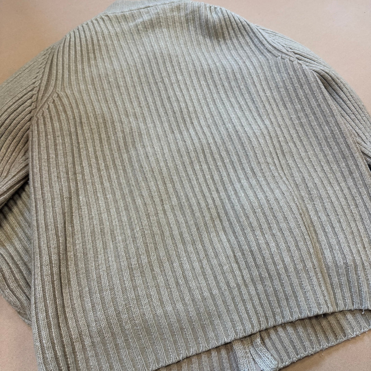 Lacoste vintage knitted beige jacket – Close-up 5
