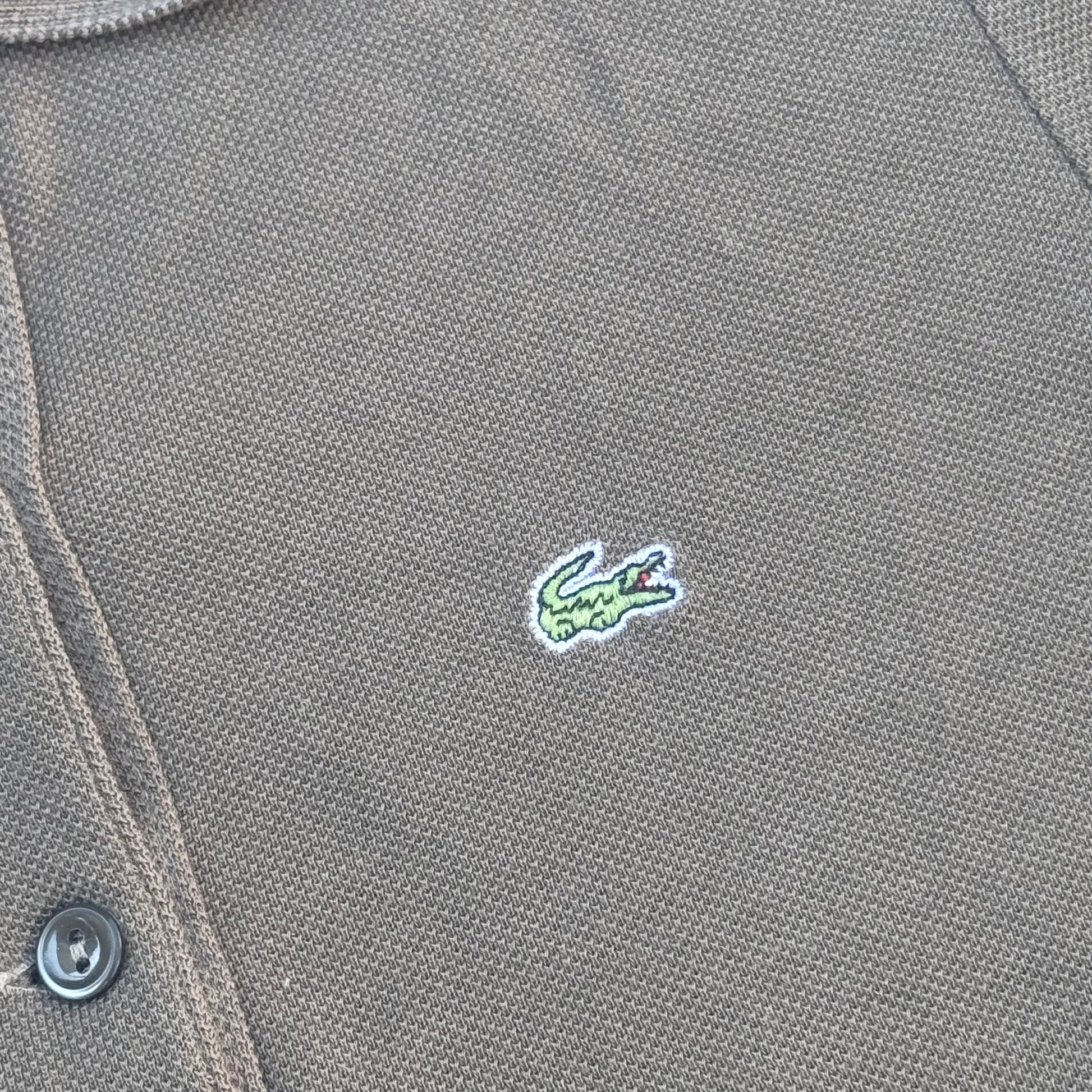 Lacoste vintage women's brown polo shirt – Close-up 2