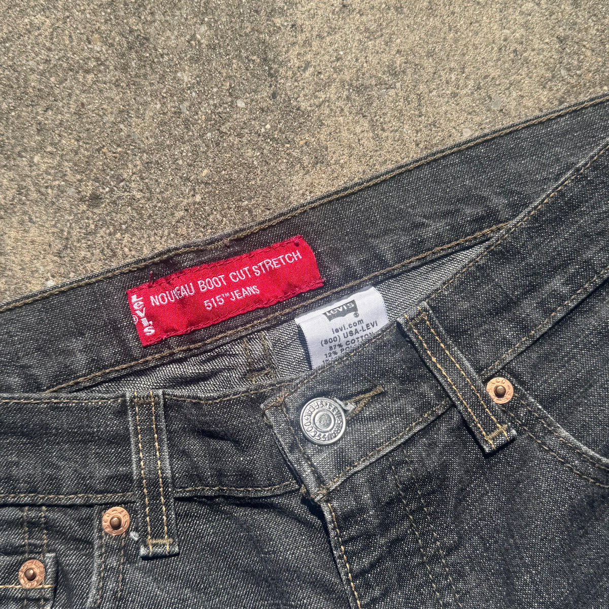 Levi Strauss 515 bootcut high waist jeans – Close-up 4