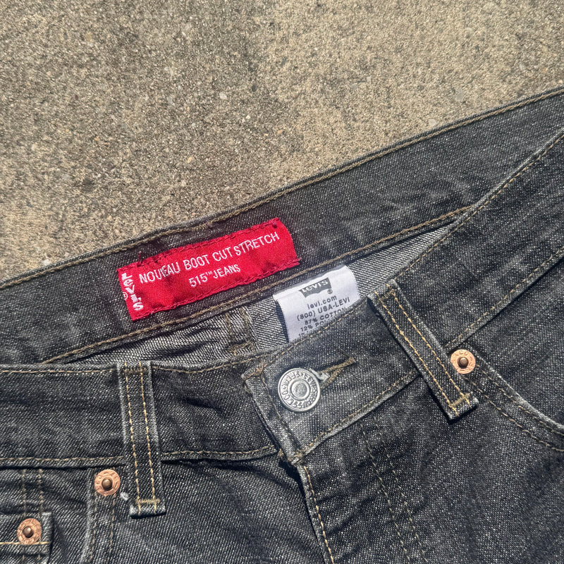 Detailansicht: Sourced limited accessories and clothes Levi Strauss 515 bootcut high waist jeans – Logo, Nähte oder Material
