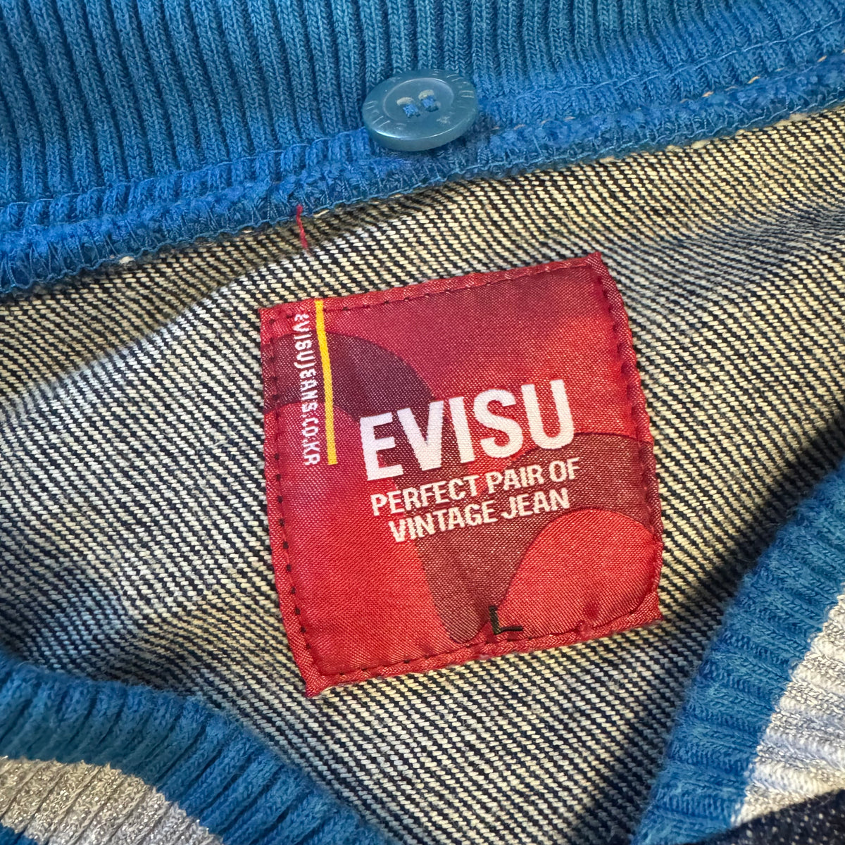 Mighty Evisu denim college jacket – Close-up 3