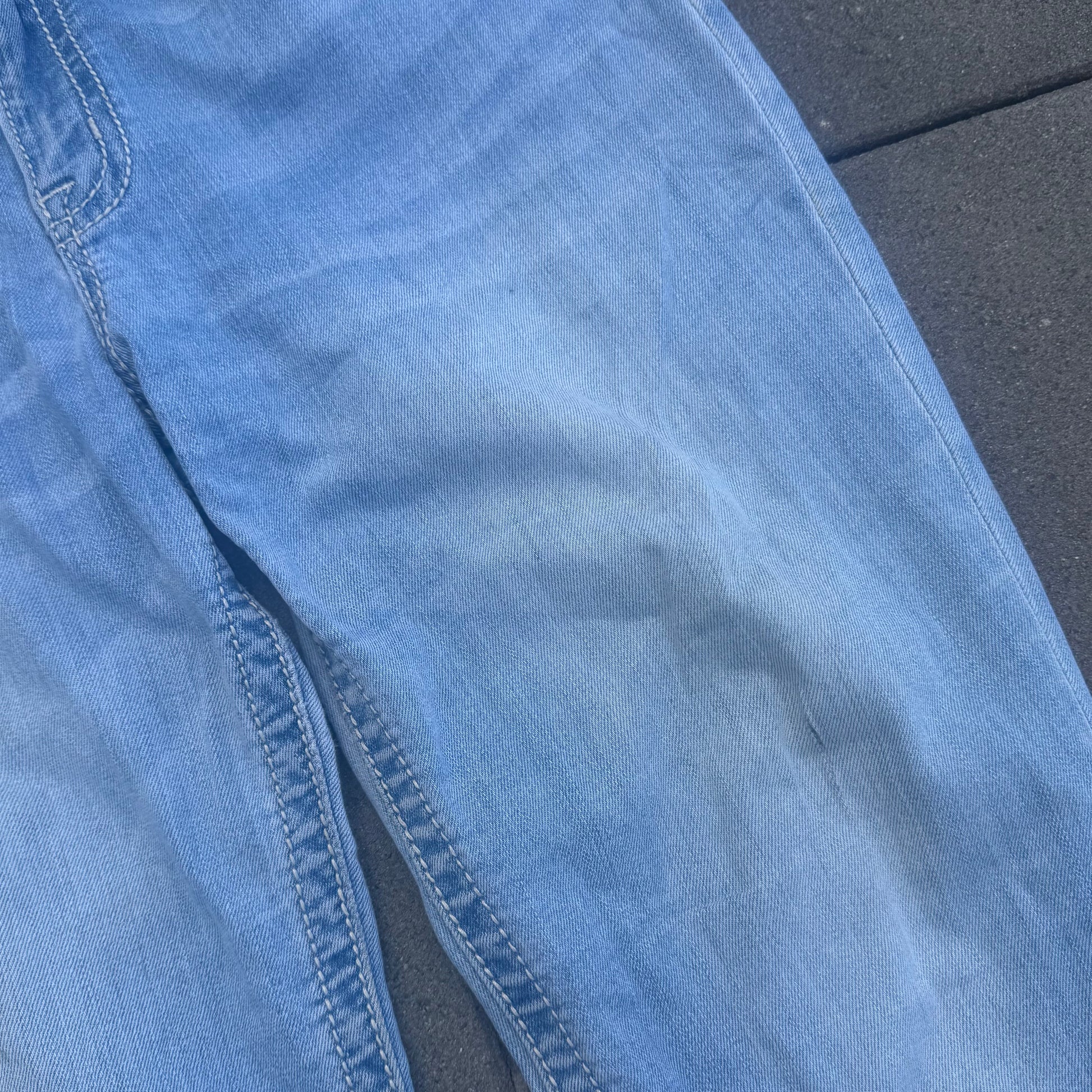 Miss Me angel y2k skyblue jeans – Close-up 6