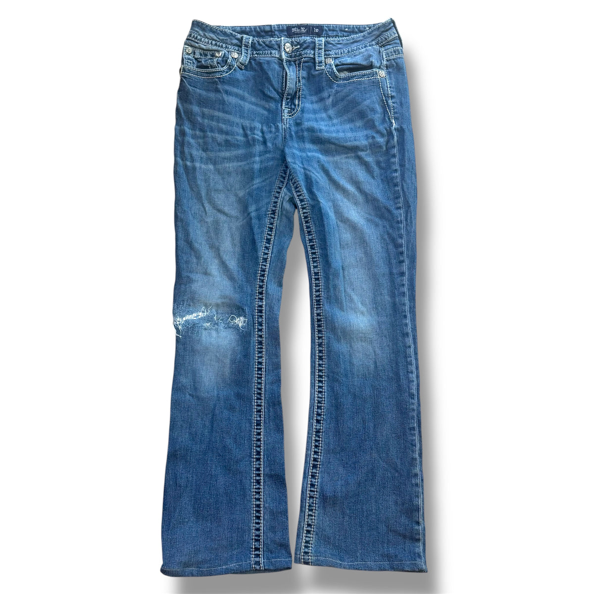 Miss Me embroidered vintage denim jeans – Close-up 1