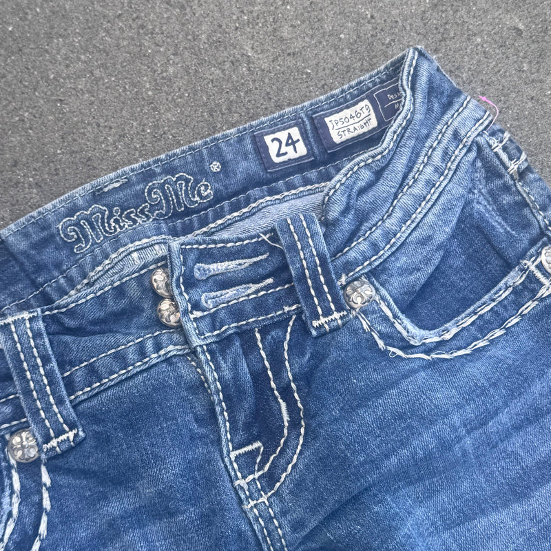 Detailansicht: Sourced limited accessories and clothes Miss Me y2k slim low waist jeans – Logo, Nähte oder Material