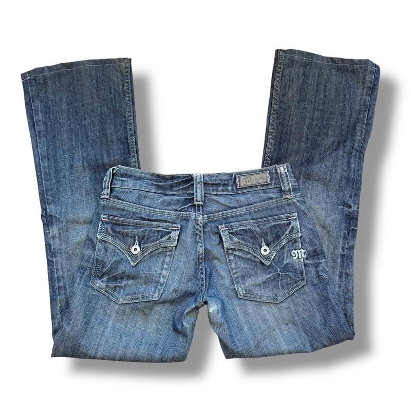 Detailansicht: Sourced limited accessories and clothes Miss Me Y2K vintage low waist jeans – Logo, Nähte oder Material